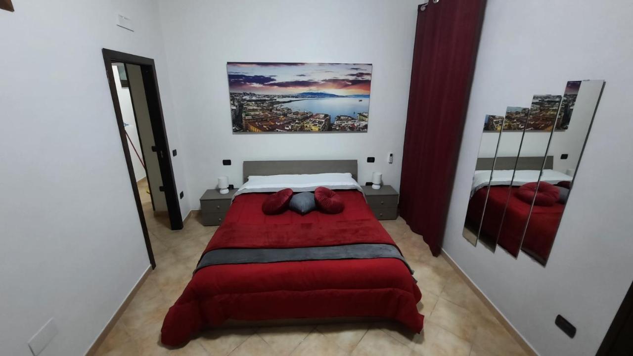 White Home 2 San Gregorio 14 Napoli Eksteriør billede