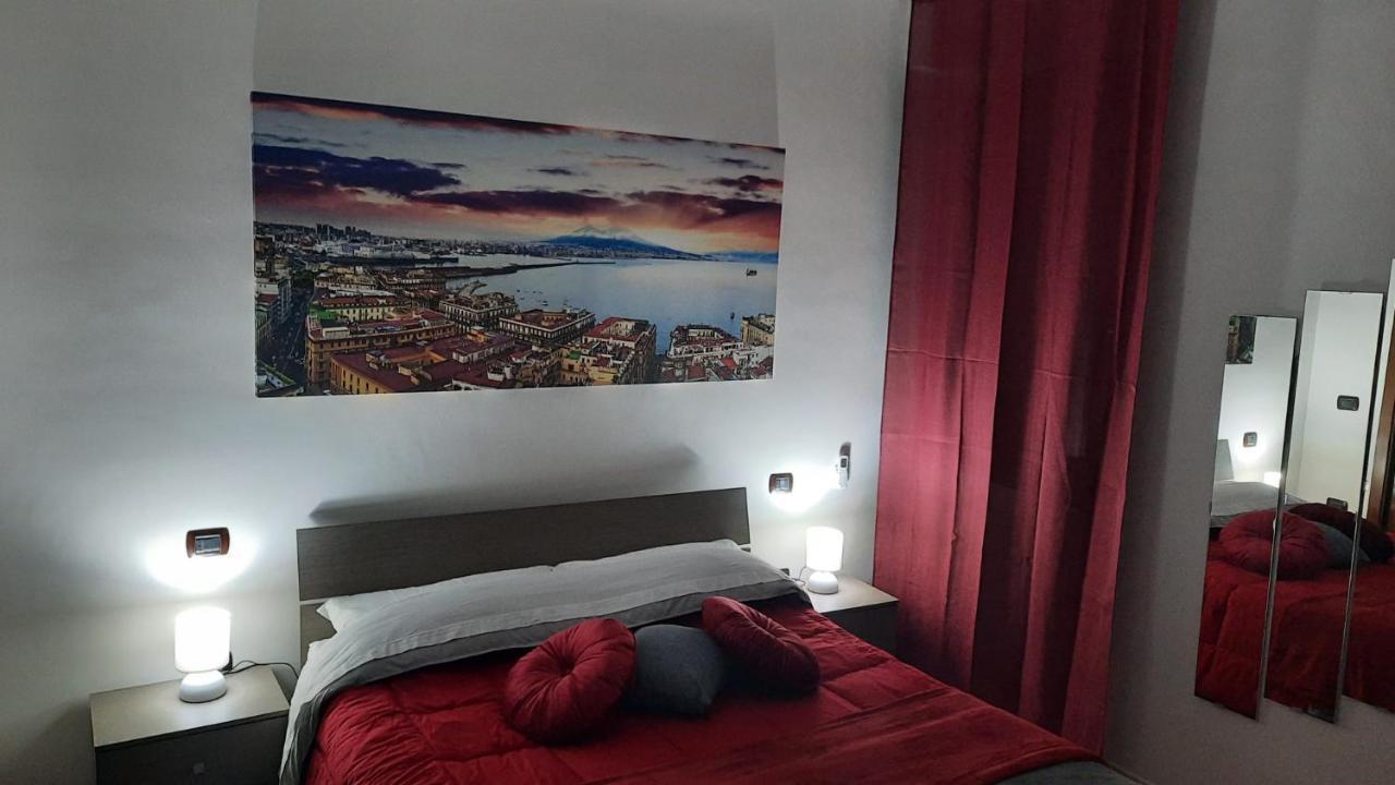 White Home 2 San Gregorio 14 Napoli Eksteriør billede